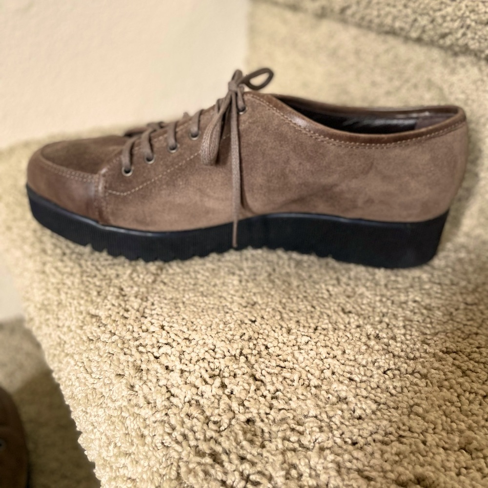 Aquatalia Loafers in yummy suede.
